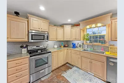 1835 Magnolia Drive, Lebanon, MO 65536 - Photo 14