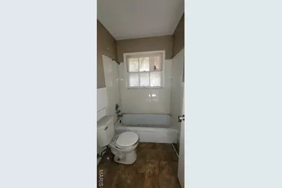 304 Lanark Road, Saint Louis, MO 63137 - Photo 12