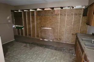 304 Lanark Rd, Saint Louis, MO 63137 - Photo 8