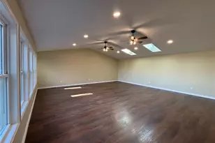 710 N Maple St, Vandalia, MO 63382 - Photo 10