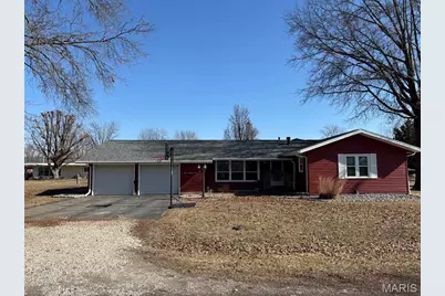 710 N Maple Street, Vandalia, MO 63382 - Photo 1