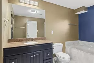 4501 Eli Dr, Saint Louis, MO 63128 - Photo 18