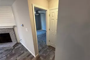 1606 Willow Wren Ct, Florissant, MO 63033 - Photo 6