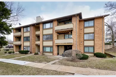 7 Fairways Circle #E, Saint Charles, MO 63303 - Photo 1