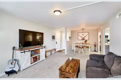 7 Fairways Circle #E, Saint Charles, MO 63303 - Photo 10