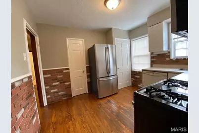 1015 S New Florissant Road, Florissant, MO 63031 - Photo 18