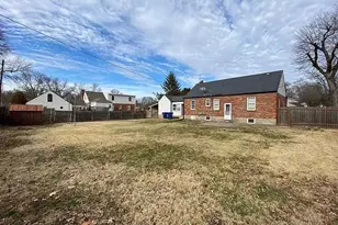 1015 S New Florissant Rd, Florissant, MO 63031 - Photo 28