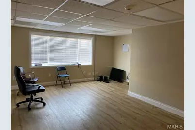 8420 Airport Road, Berkeley, MO 63134 - Photo 10