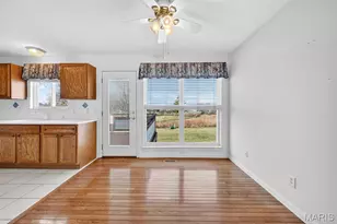 624 Hawk Run Dr, O'Fallon, MO 63368 - Photo 12