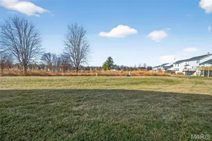 624 Hawk Run Dr, O'Fallon, MO 63368 - Photo 46