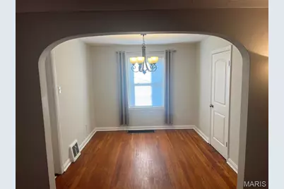 6219 Tyndall Drive, Saint Louis, MO 63134 - Photo 8