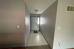 2038 Peine Forest Dr, Wentzville, MO 63385 - Photo 12