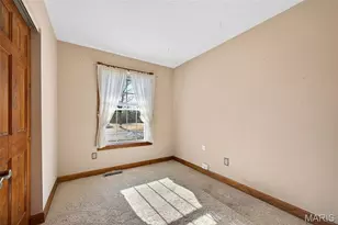 605 Rauch Dr, Saint Charles, MO 63301 - Photo 18