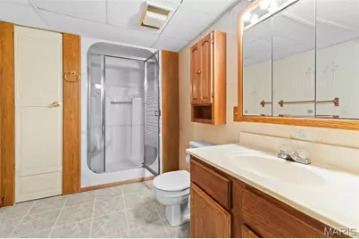 2082 Marrisa Drive, Florissant, MO 63031 - Photo 24