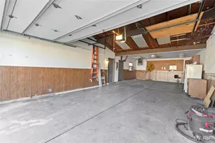 2082 Marrisa Dr, Florissant, MO 63031 - Photo 28