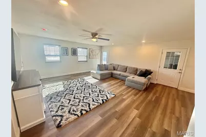 300 Blackberry Lane, Bismarck, MO 63624 - Photo 12