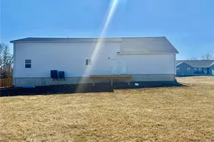 300 Blackberry Ln, Bismarck, MO 63624 - Photo 4