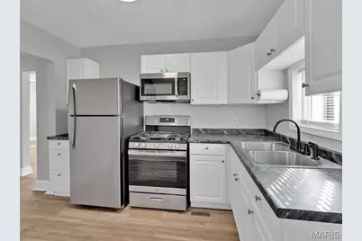 2301 Burns Avenue, Saint Louis, MO 63114 - Photo 8