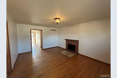 225 Sadonia Avenue, Hazelwood, MO 63135 - Photo 4