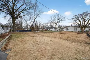 520 Queen Ann Dr, Hazelwood, MO 63042 - Photo 34