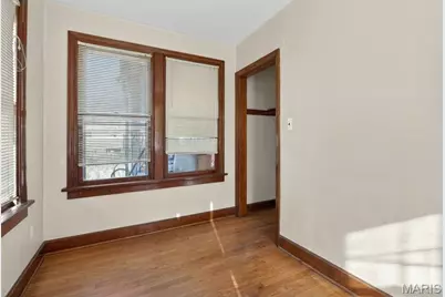 5015 Gerritt Avenue, Saint Louis, MO 63116 - Photo 8