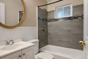 10632 Glen Garry Rd, Saint Louis, MO 63137 - Photo 10
