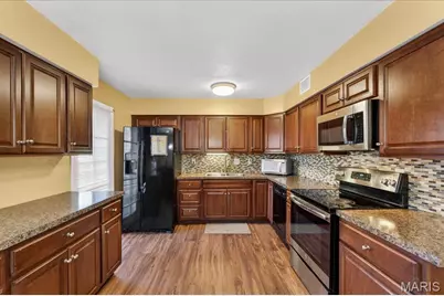 1054 Willow Brook Drive, Saint Louis, MO 63146 - Photo 4