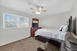 1054 Willow Brook Dr, Saint Louis, MO 63146 - Photo 8