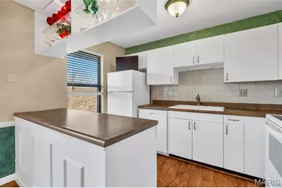 1057 Hidden Ridge Trail, Unincorporated, MO 63088 - Photo 14