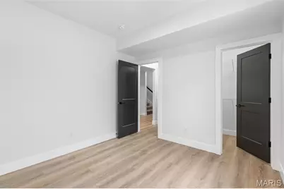 403 Rayburn Avenue, Saint Louis, MO 63127 - Photo 46