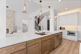 403 Rayburn Ave, Saint Louis, MO 63127 - Photo 12