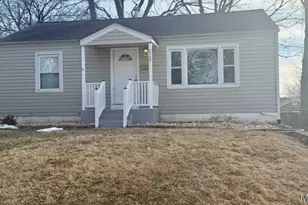 9720 Lilly Jean Dr, Saint Louis, MO 63134 - Photo 2