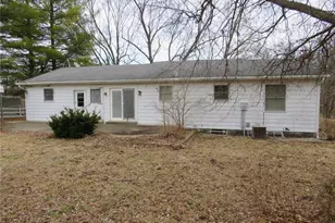75 Huesgen Ln, Byrnes Mill, MO 65016 - Photo 8