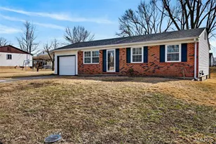 3407 Highgate Ln, Saint Charles, MO 63301 - Photo 2