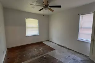 8770 Jordan Ave, Saint Louis, MO 63147 - Photo 14