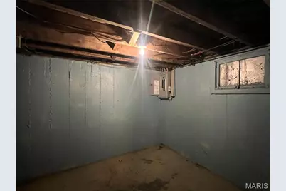 8770 Jordan Avenue, Saint Louis, MO 63147 - Photo 22