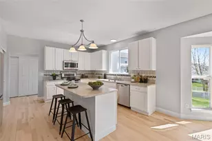 294 Fox Ridge Dr, Saint Charles, MO 63303 - Photo 16