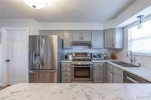 5013 Royal Burgess Dr, Saint Peters, MO 63304 - Photo 14