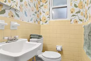 10067 Springwood Dr, Ladue, MO 63124 - Photo 12