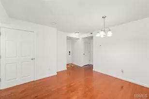 914 Saravalle Dr, Saint Charles, MO 63376 - Photo 4