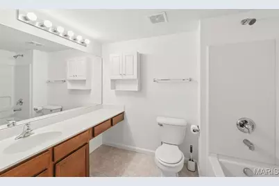 914 Saravalle Drive, Saint Charles, MO 63376 - Photo 16