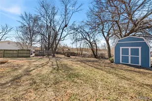 5 Cedar Ct, Saint Charles, MO 63301 - Photo 32