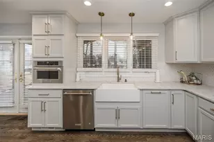 815 Brookside Dr, Glendale, MO 63122 - Photo 10