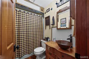 1048 Patience Dr, Florissant, MO 63034 - Photo 32