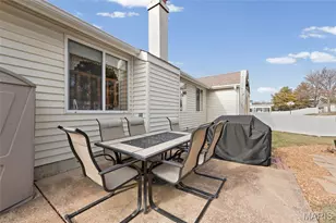 1048 Patience Dr, Florissant, MO 63034 - Photo 8