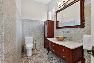 9998 Litzsinger Rd, Ladue, MO 63124 - Photo 32