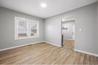 3807 Manola Avenue, Pine Lawn, MO 63121 - Photo 4