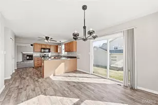 135 Emerald Isle Ln, Wentzville, MO 63385 - Photo 8