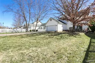 711 Red Hawk Pl, O'Fallon, MO 63368 - Photo 32