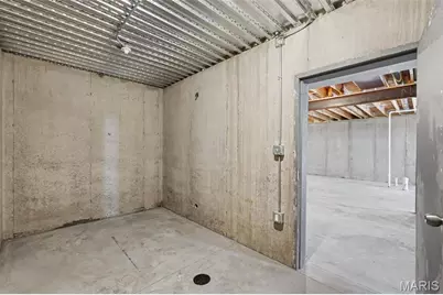 1050 Twin Silos Lane, Orchard Farm, MO 63301 - Photo 56
